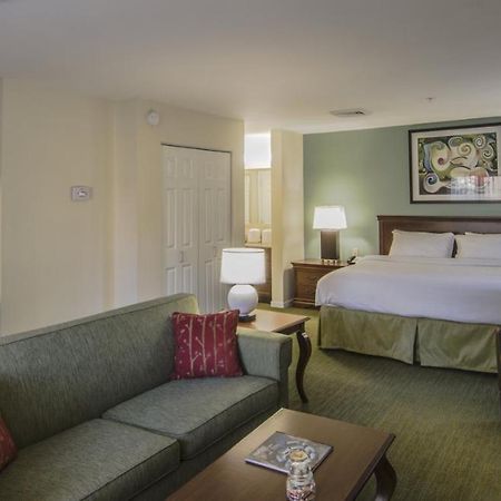Residence Inn By Marriott Herndon Reston Bagian luar foto