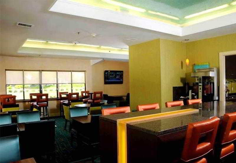 Residence Inn By Marriott Herndon Reston Restoran foto