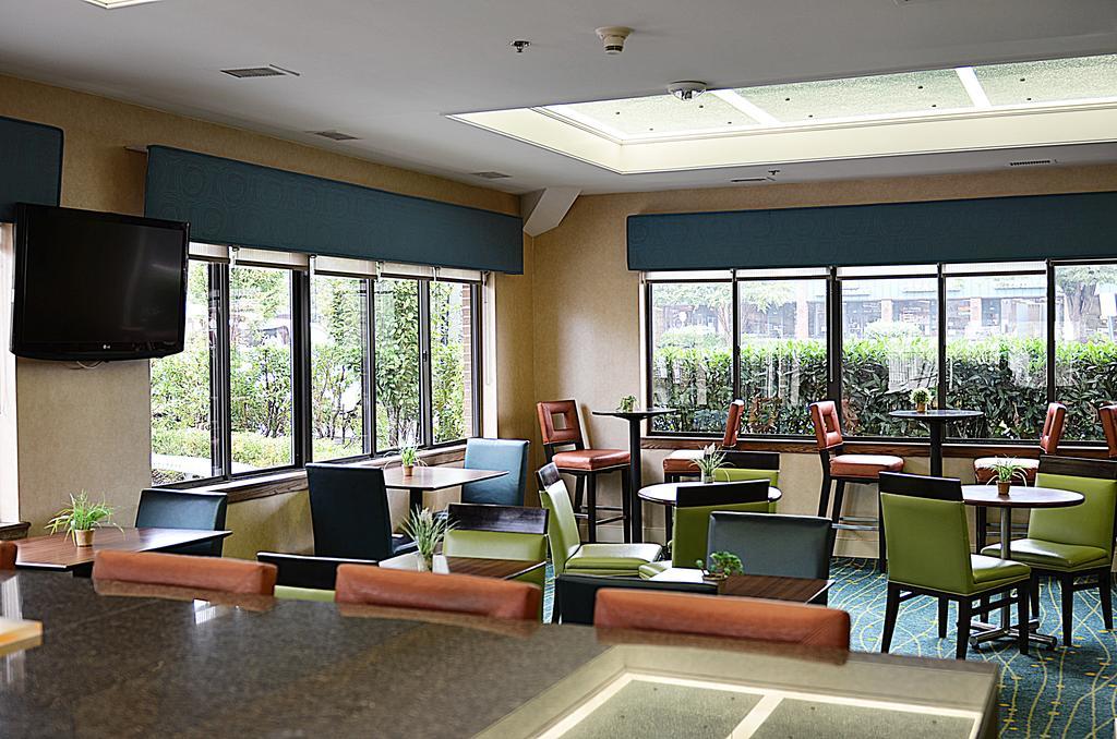 Residence Inn By Marriott Herndon Reston Bagian luar foto