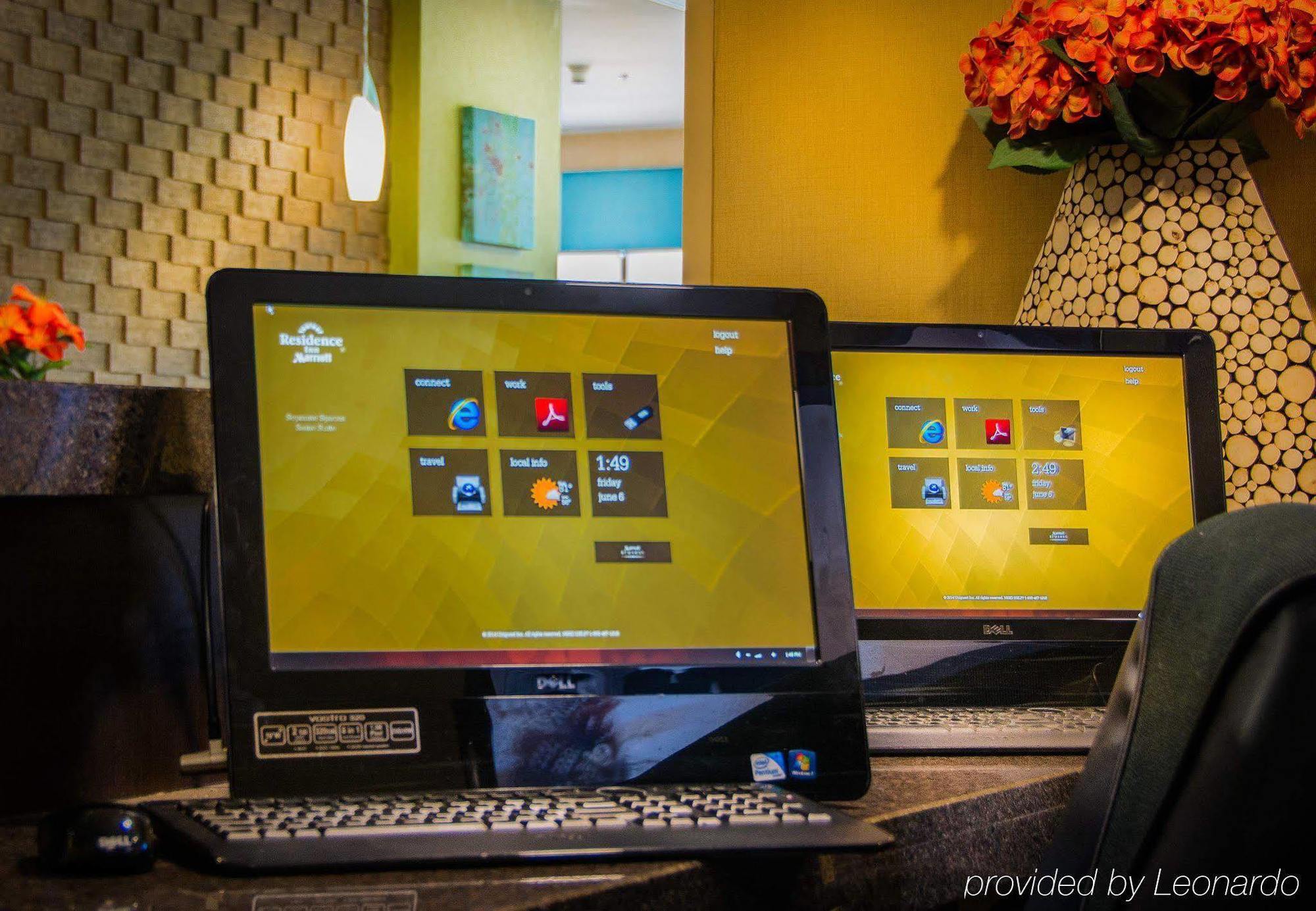 Residence Inn By Marriott Herndon Reston Bagian luar foto